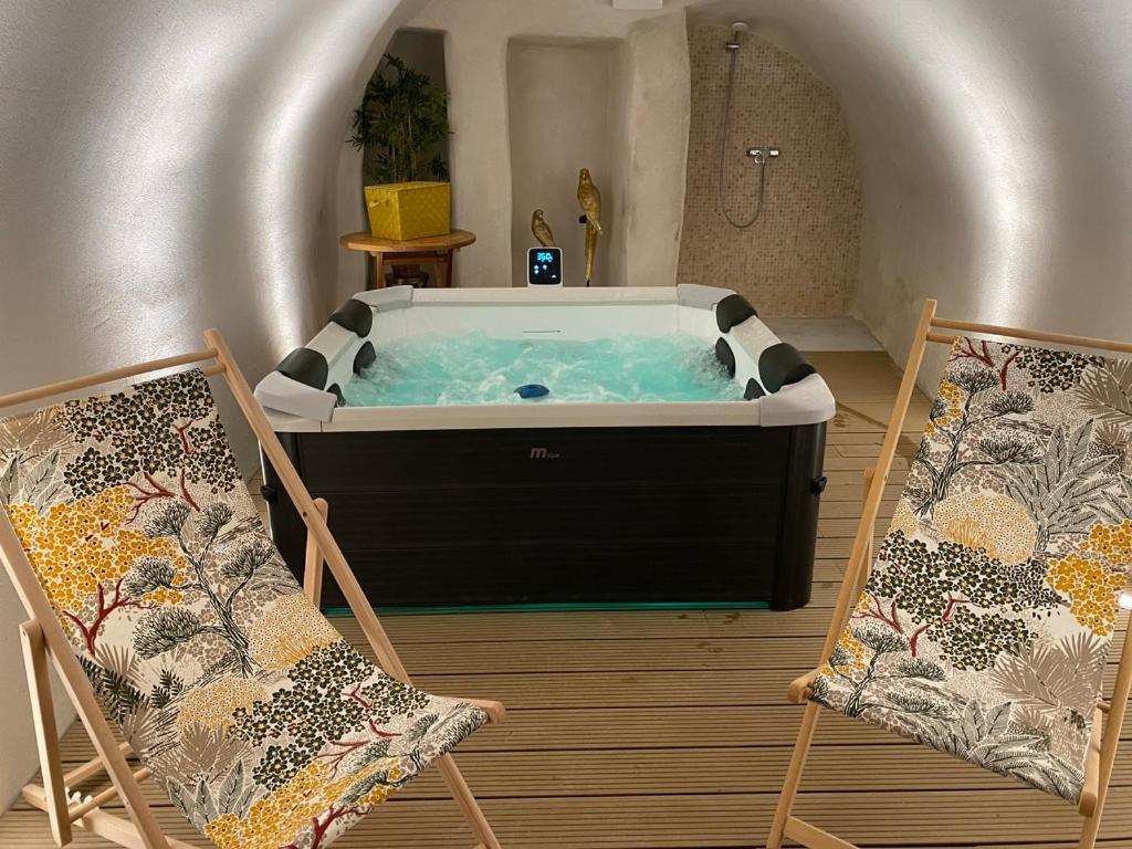buissoncaché-jacuzzi